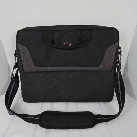 Solo Flatiron Laptop Messenger Shoulder Strap Zippered Black Unisex Bag NWOT - Picture 1 of 6